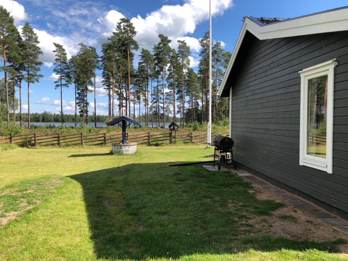 Modern Lakeside Cottage & Boat Near Isaberg Kavsjo Exteriör bild